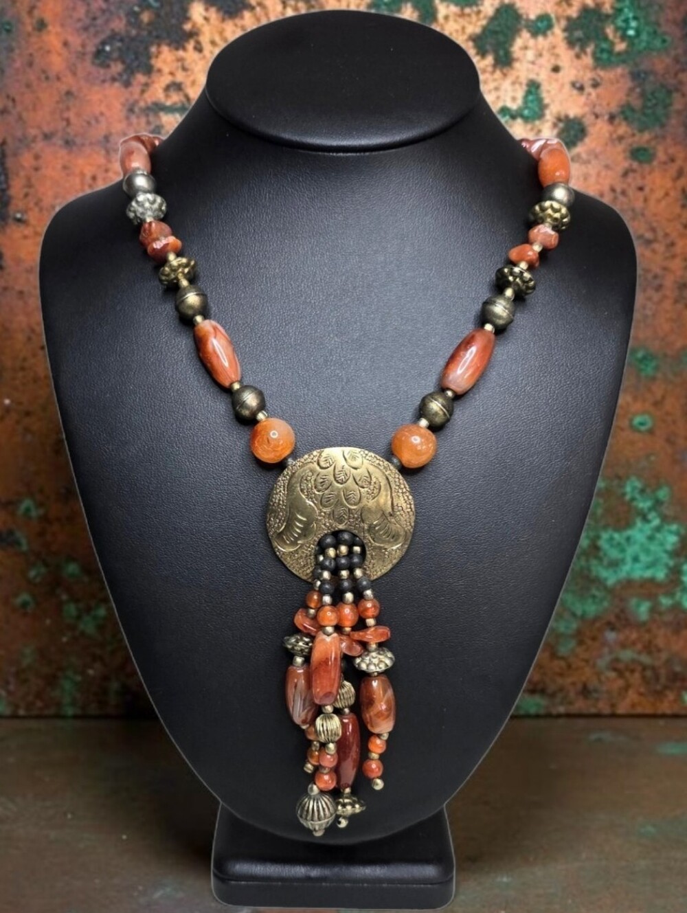 🌟 Vintage Carnelian Agates And Mixed Metals Necklace